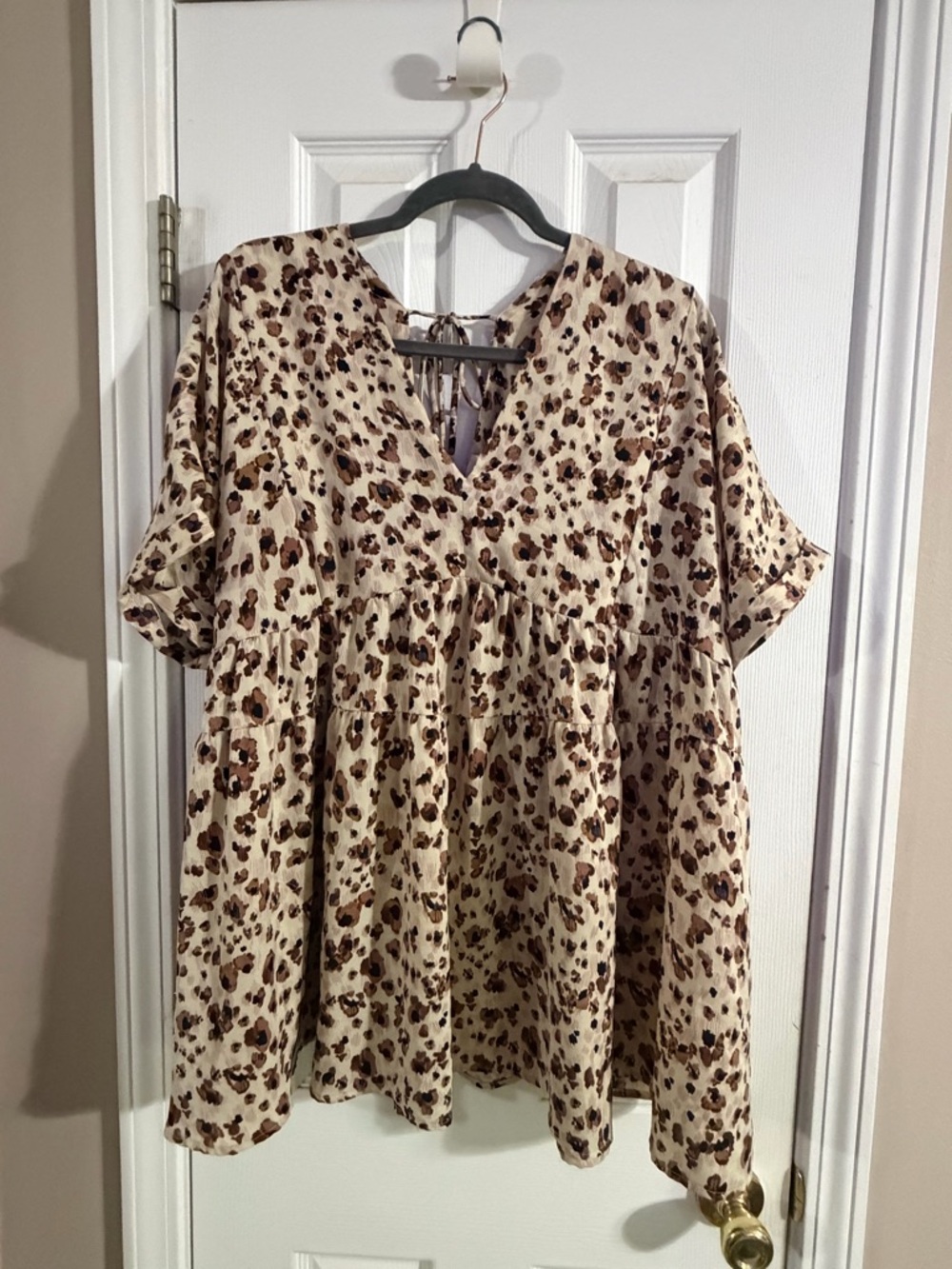 Women's Cream Leopard Print V-Neck Babydoll Top